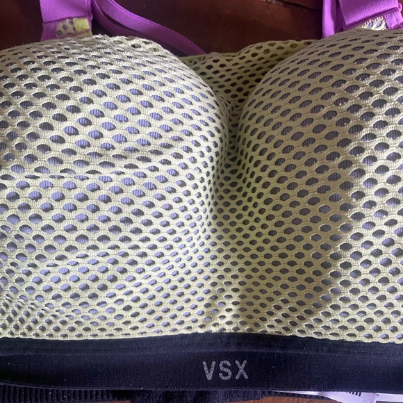 Victorias Secret Sport Sports Bra - Picture 2 of 6